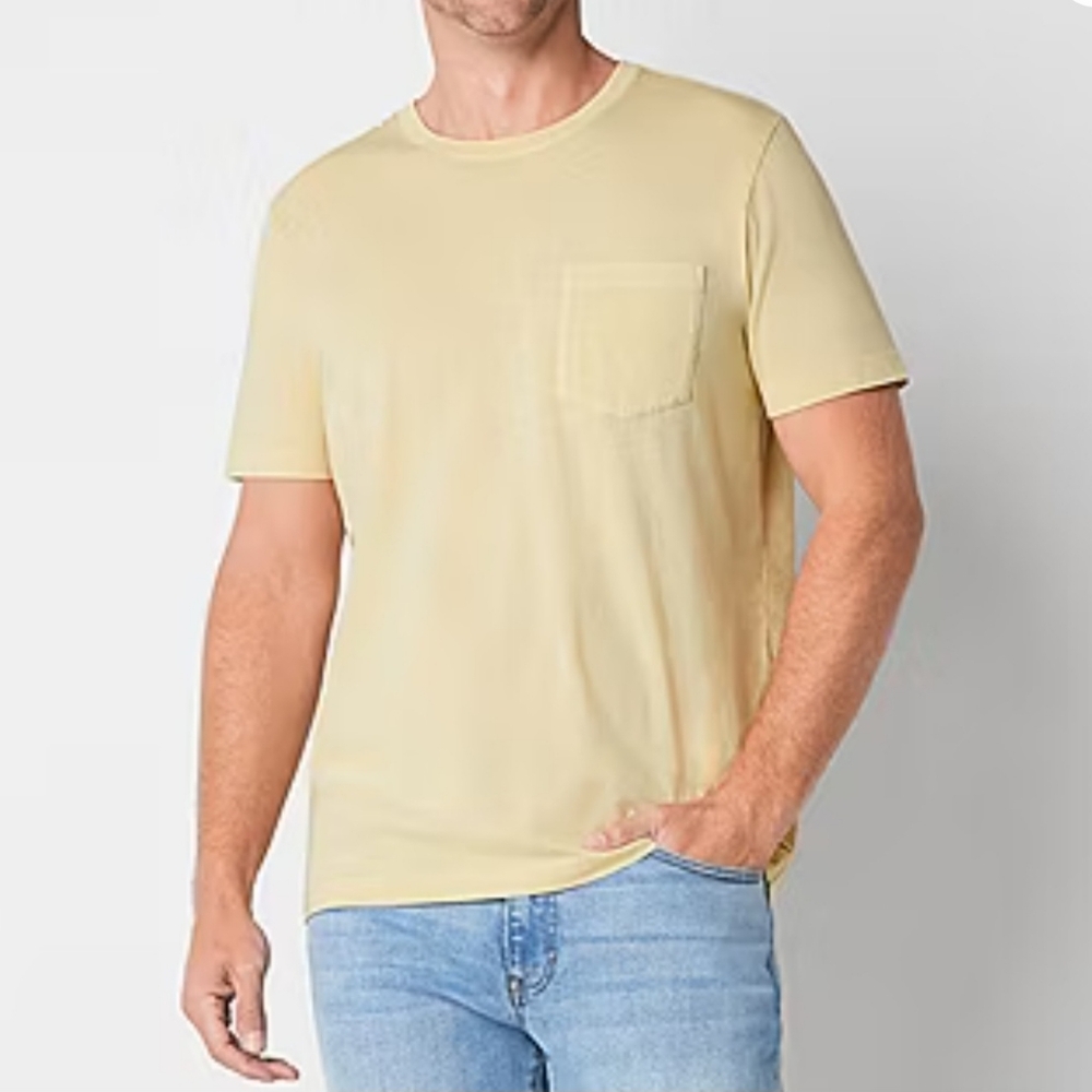 St. Johns Bay Mens Pocker Tee.  Size M Yellow. NEW